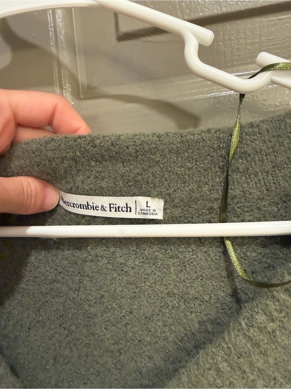 Abercrombie & Fitch V-Neck Sweater in Sage Green - Picture 2 of 3